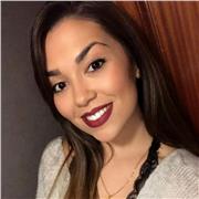 Doy clases particulares de AL. Estoy terminando el Grado en Educación Infantil. Además soy monitora de ocio y tiempo libre